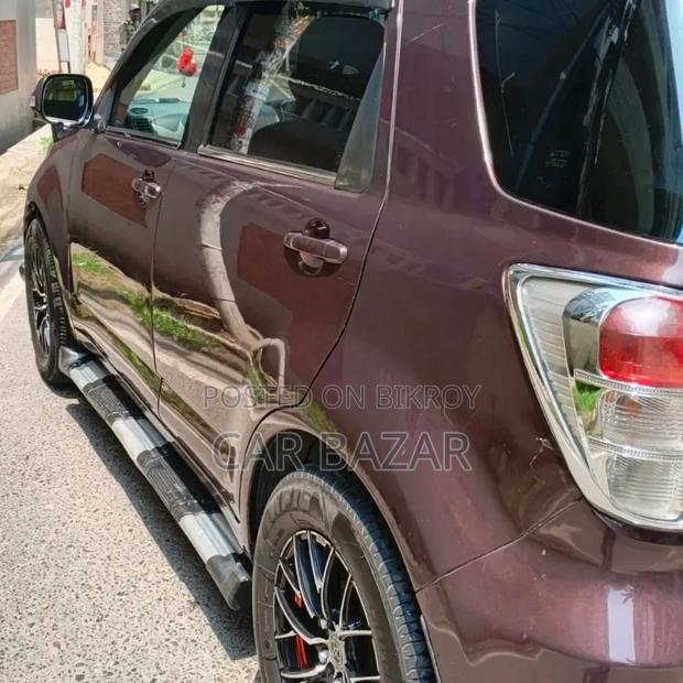 Toyota Rush 1.5 AWD 2010 Maroon