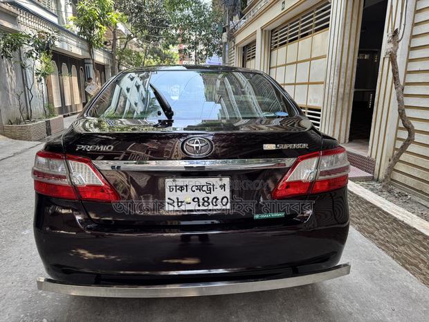 Toyota Premio 2014 Maroon