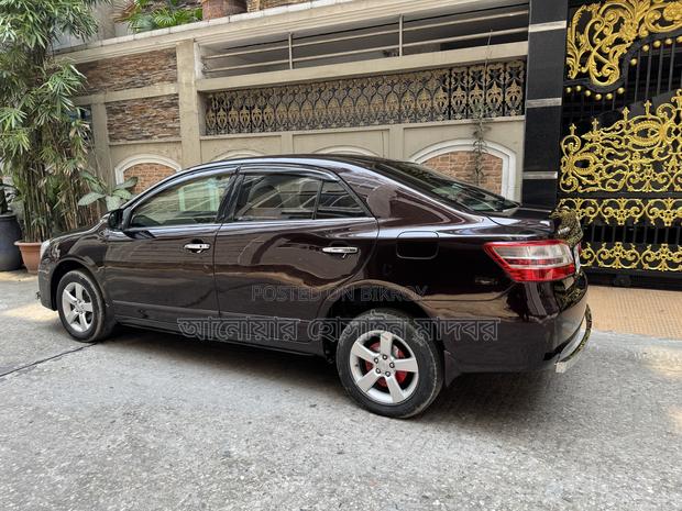 Toyota Premio 2014 Maroon