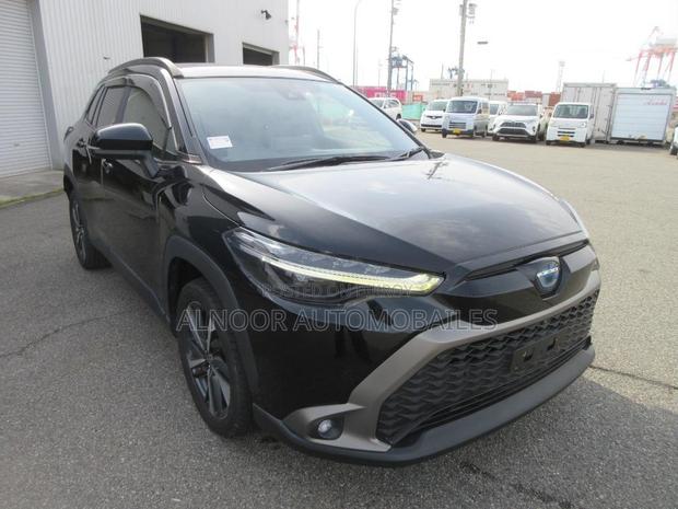 Toyota Corolla Cross 1.8 Hybrid AWD 2022 Black
