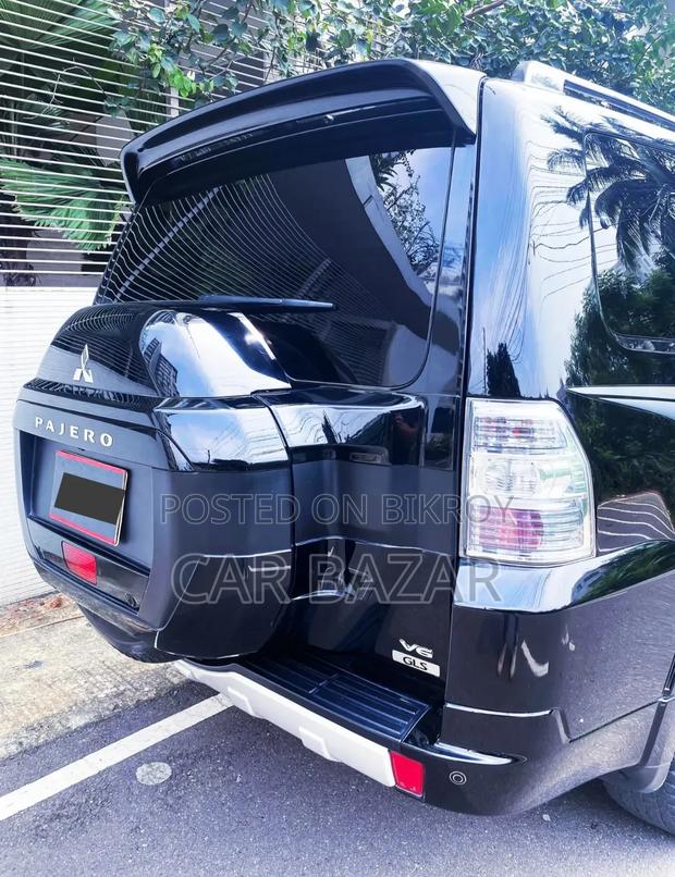 Mitsubishi Pajero Exceed 2018 Black