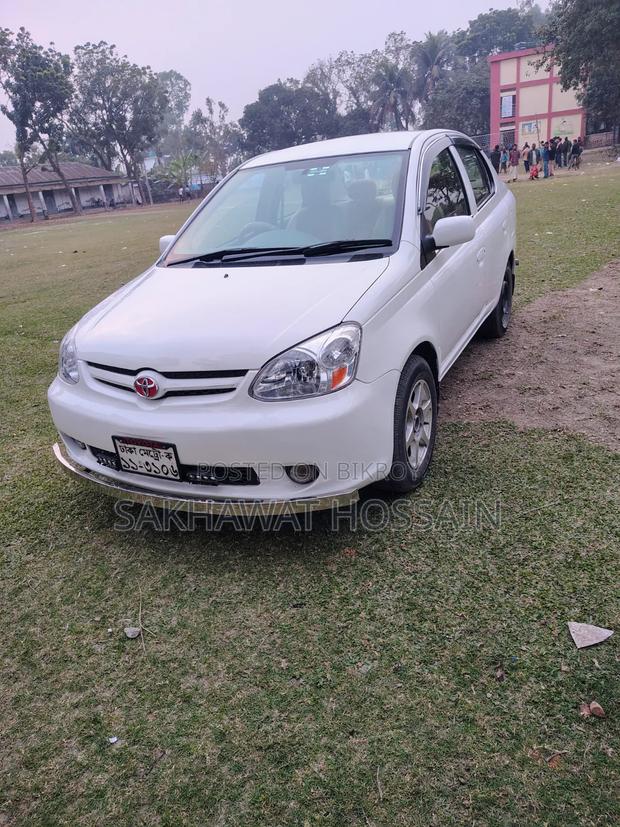 Toyota Platz 2005 Pearl