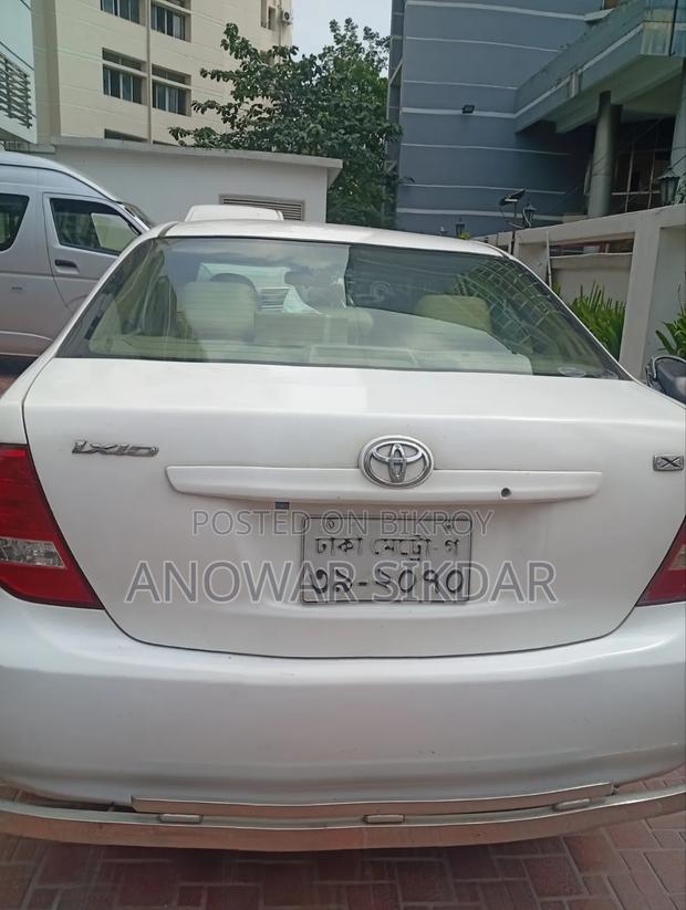 Toyota Axio 2010 White