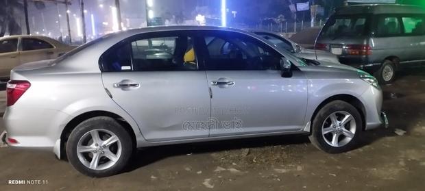 Toyota Axio 1.3 XG 2WD 2017 Silver