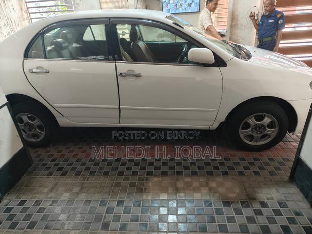 Toyota Corolla 2003 White