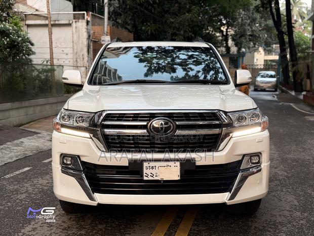 Toyota Land Cruiser 4.5 V8 VXR 2020 Pearl