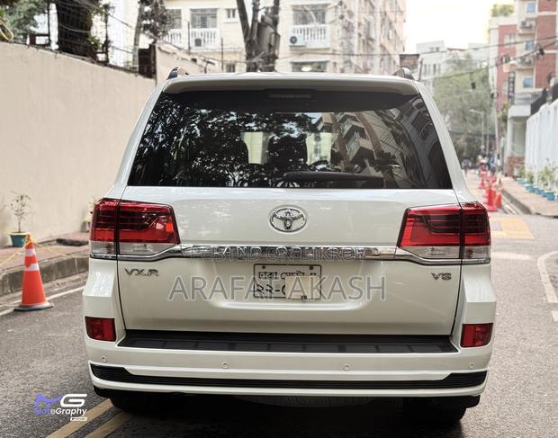 Toyota Land Cruiser 4.5 V8 VXR 2020 Pearl