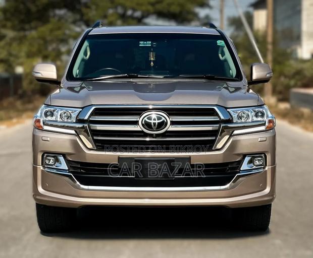 Toyota Land Cruiser 4.5 V8 VXR 2020 Gold