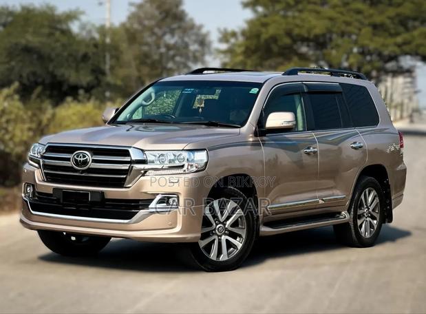 Toyota Land Cruiser 4.5 V8 VXR 2020 Gold