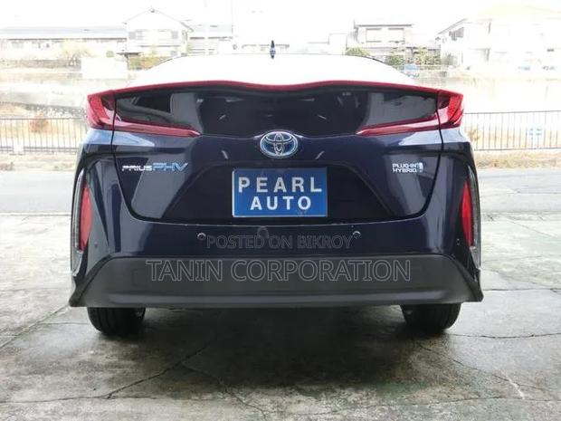 Toyota Prius 2021 Gray