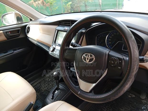 Toyota Corolla 2014 White