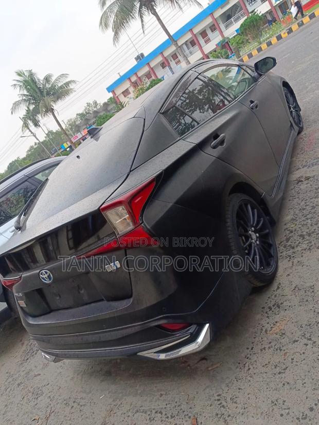 Toyota Prius 2021 Gray