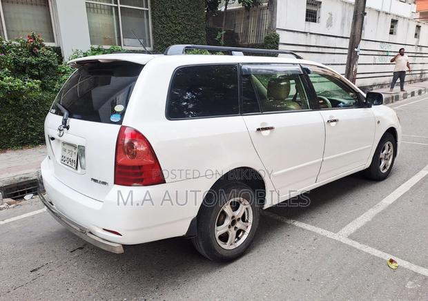 Toyota Corolla Fielder 2005 White