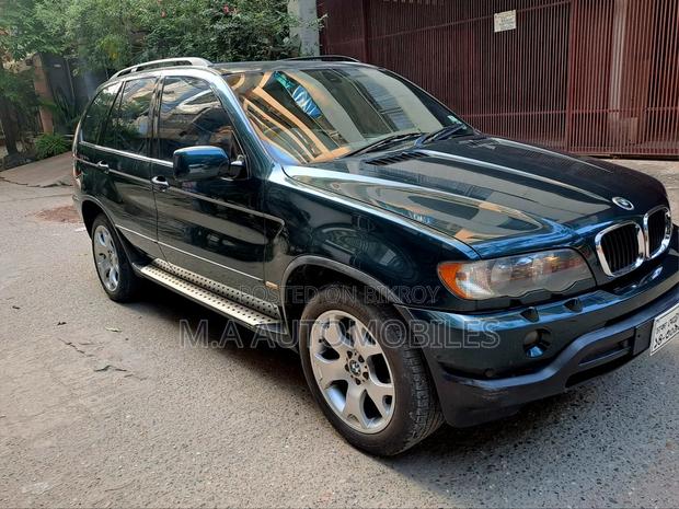 BMW X5 2001 Green