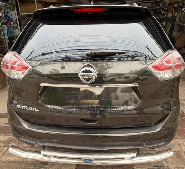 Nissan X-Trail 2.0 Petrol AWD 2016 Green