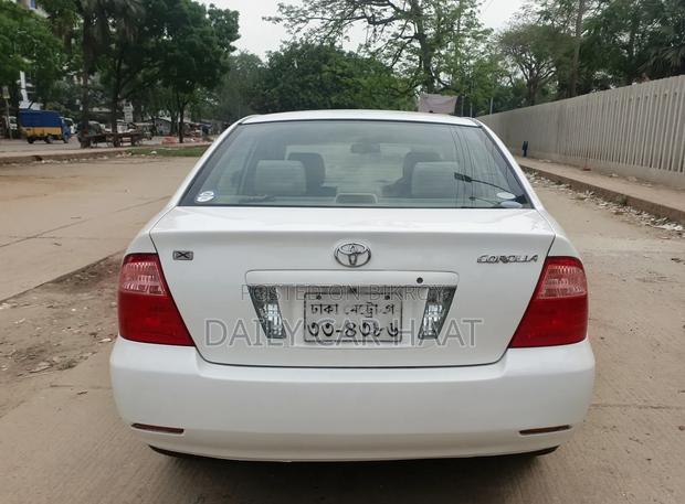 Toyota Corolla 2006 White