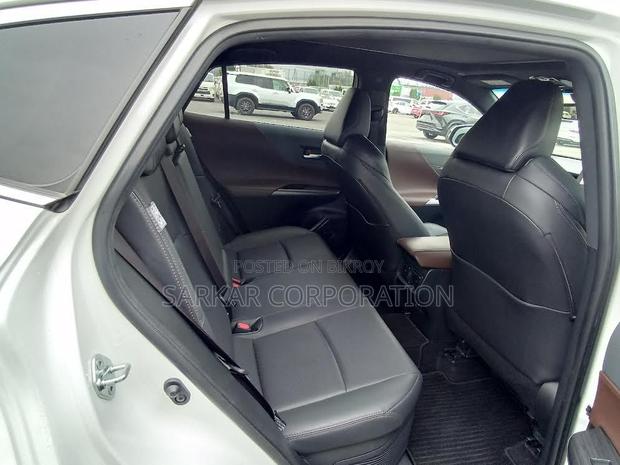 Toyota Harrier Hybrid Z 2023 Pearl