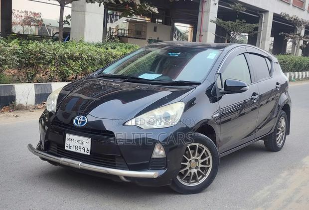Toyota Aqua 2013 Black