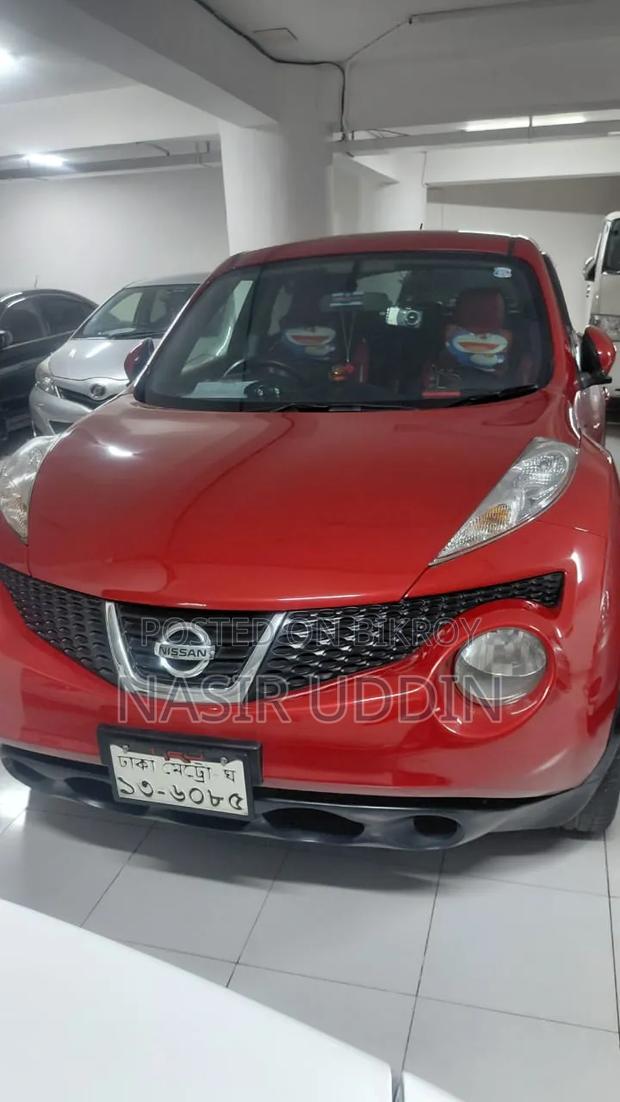 Nissan Juke 2011 Red