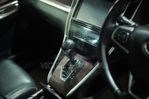 Toyota Harrier 2.0 2014 Black