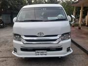 Toyota HiAce Siyaya 2004 Pearl for sale