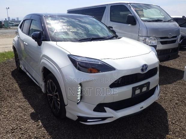 Toyota Yaris Cross 2021 Pearl