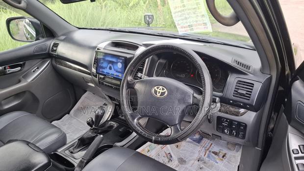 Toyota Land Cruiser Prado 2007 Black