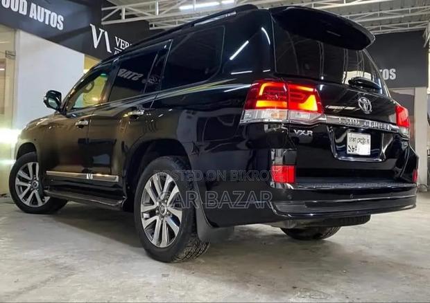 Toyota Land Cruiser 4.5 V8 VXR 2020 Black