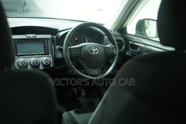 Toyota Axio 2020 Pearl