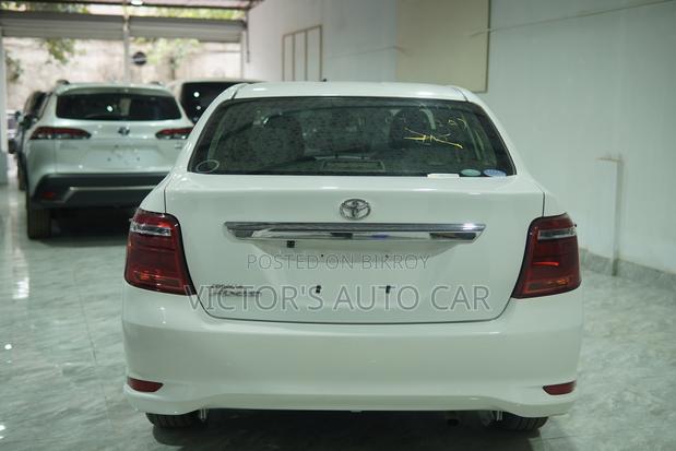 Toyota Axio 2020 Pearl