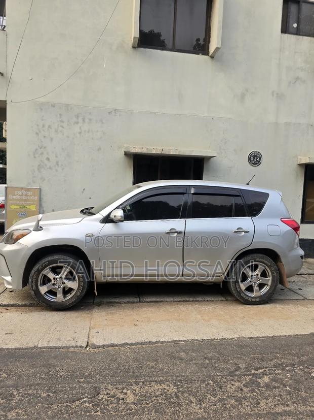 Toyota RAV4 2.4 2005 Silver