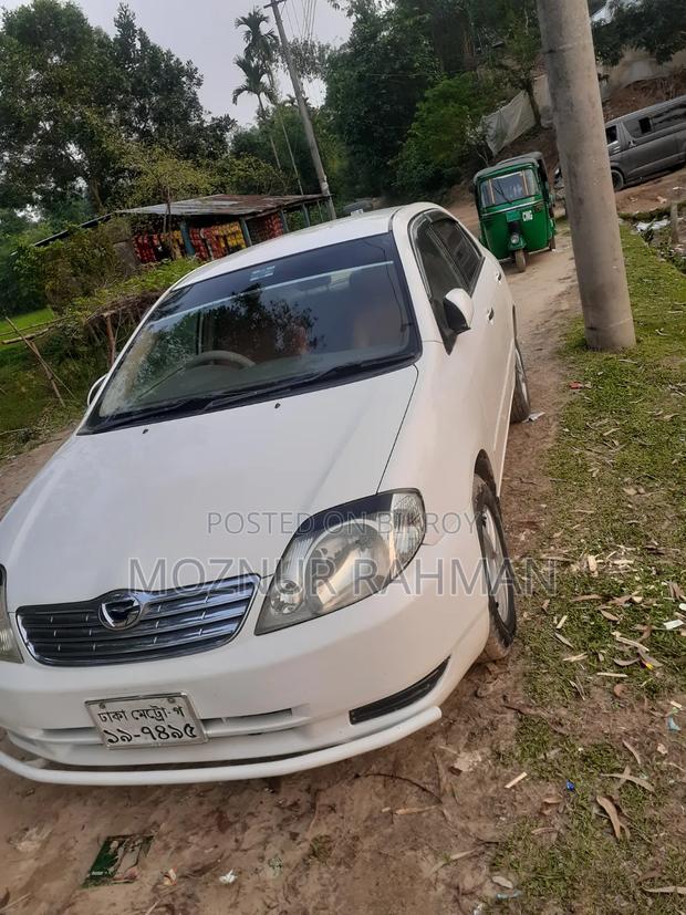 Toyota Corolla Sedan 2003 White