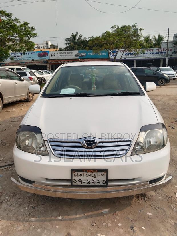 Toyota Corolla 2003 White