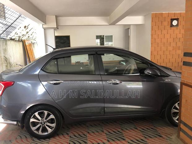 Hyundai Xcent 2016 Gray