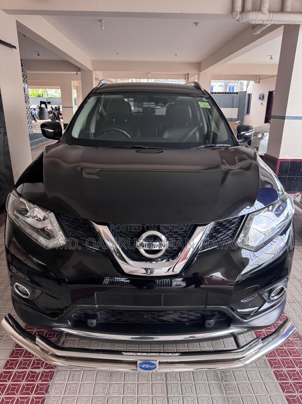 Nissan X-Trail 2.0 Hybrid FWD 2015 Black