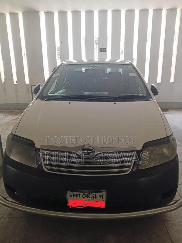 Toyota Corolla 2005 White