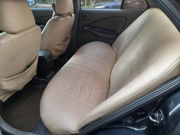 Nissan Sunny 2003 Black