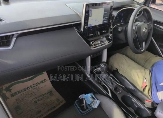 Toyota Corolla Cross 1.8 Hybrid AWD 2021 Pearl