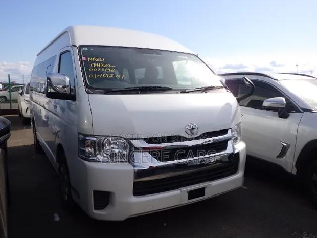Toyota HiAce 2021 Pearl