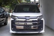 Toyota Noah 2022 White for sale