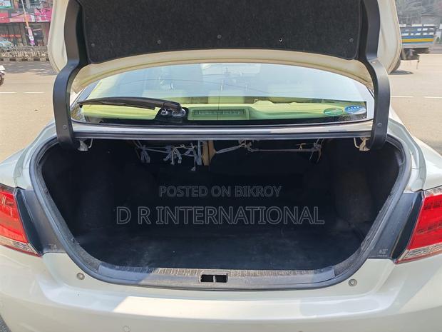 Toyota Premio 2018 Pearl