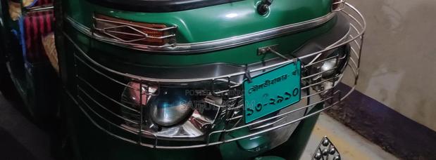 Bajaj Discover 2019 Green