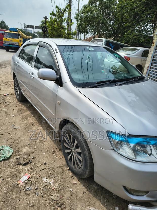 Toyota Corolla 2004 Silver