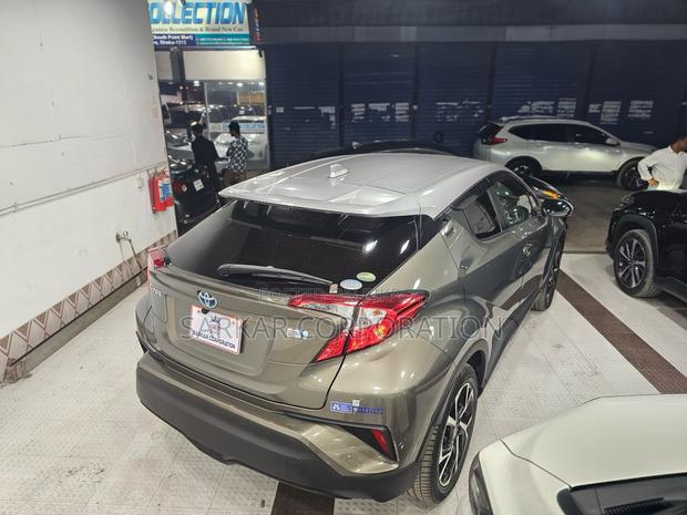 Toyota C-Hr 2020 Brown