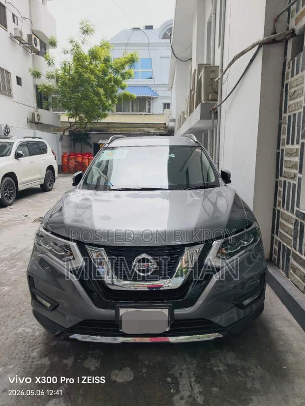 Nissan X-Trail 2.0 Petrol AWD 2019 Gray