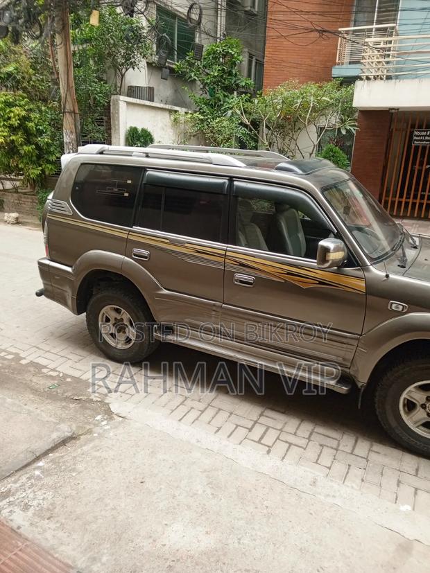 Toyota Land Cruiser Prado 2.7 16V 5dr 1998 Gold