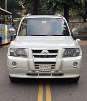 Mitsubishi Pajero 3.5 V6 GDI Elegance Automatic 2005 White for sale