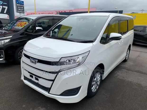 Toyota Noah 2021 Pearl