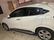 Honda Vezel 1.5 2WD 2014 White for sale