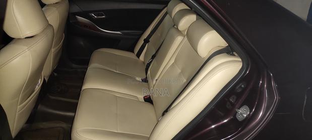 Toyota Premio 2011 Red